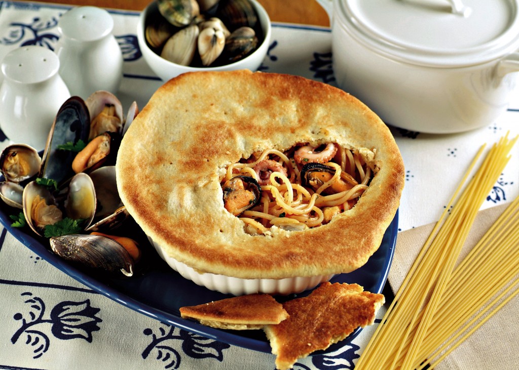 Spaghetti Allo Scoglio In Crosta Sale Pepe