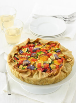 Torta salata con ratatouille e primosale