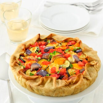 Torta salata con ratatouille e primosale