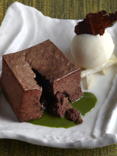 Chocolate to Macha Pudding yo Nashi