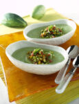 Zuppa di cetrioli e avocado