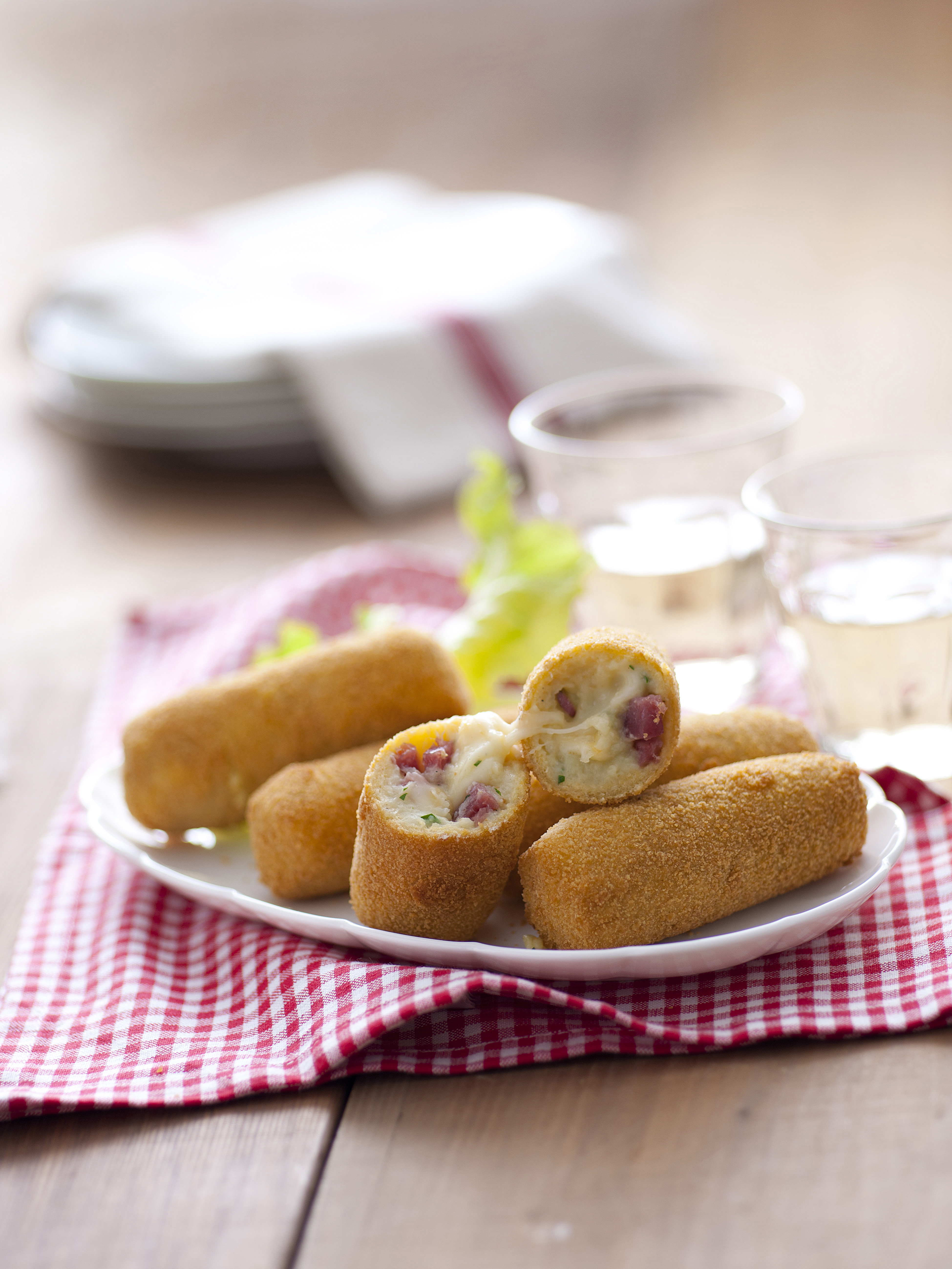 Crocchette Di Patate E Salsiccia Piccante Sale Pepe