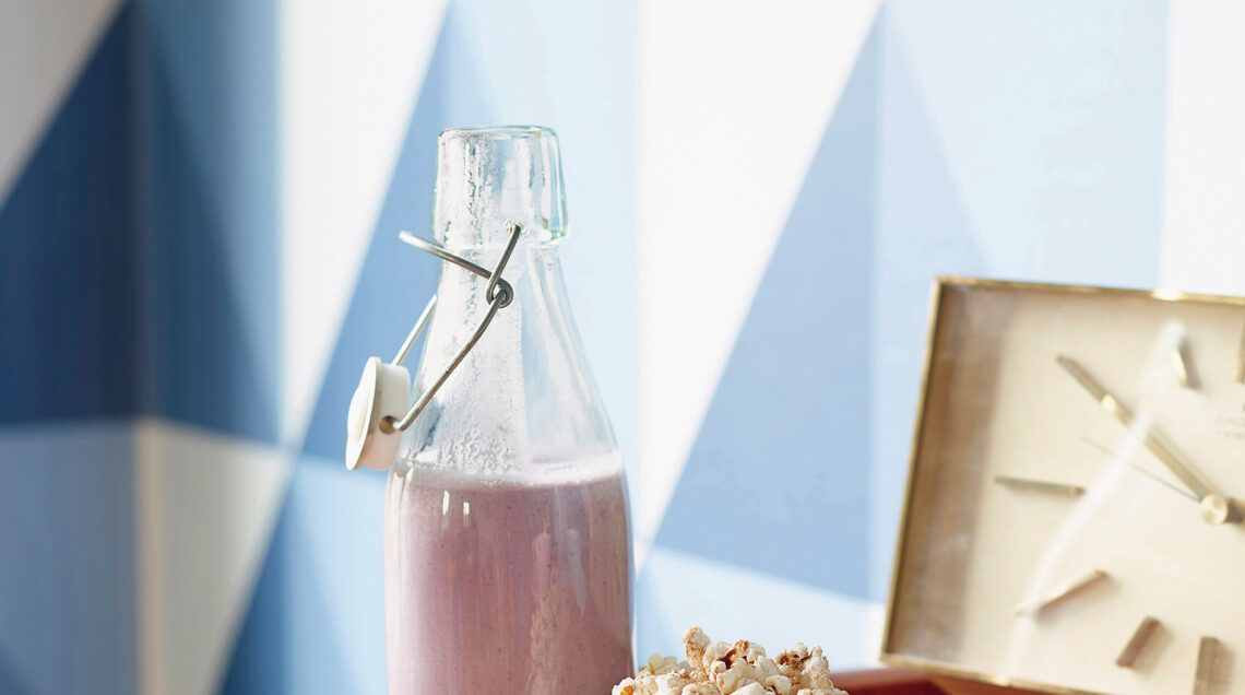 Latte di mandorle ai frutti di bosco