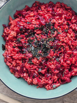 Risotto con barbabietola, zenzero e furikake veg Sale&Pepe ricetta