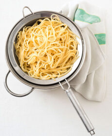 trenette con il pesto allargato Sale&Pepe step