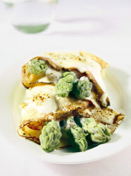 Crespelle agli asparagi ricetta Sale&Pepe