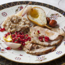 Arrosto di vitello con pere e foie gras con salsa al porto