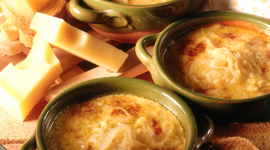 zuppa di cipolle ricetta Sale&Pepe