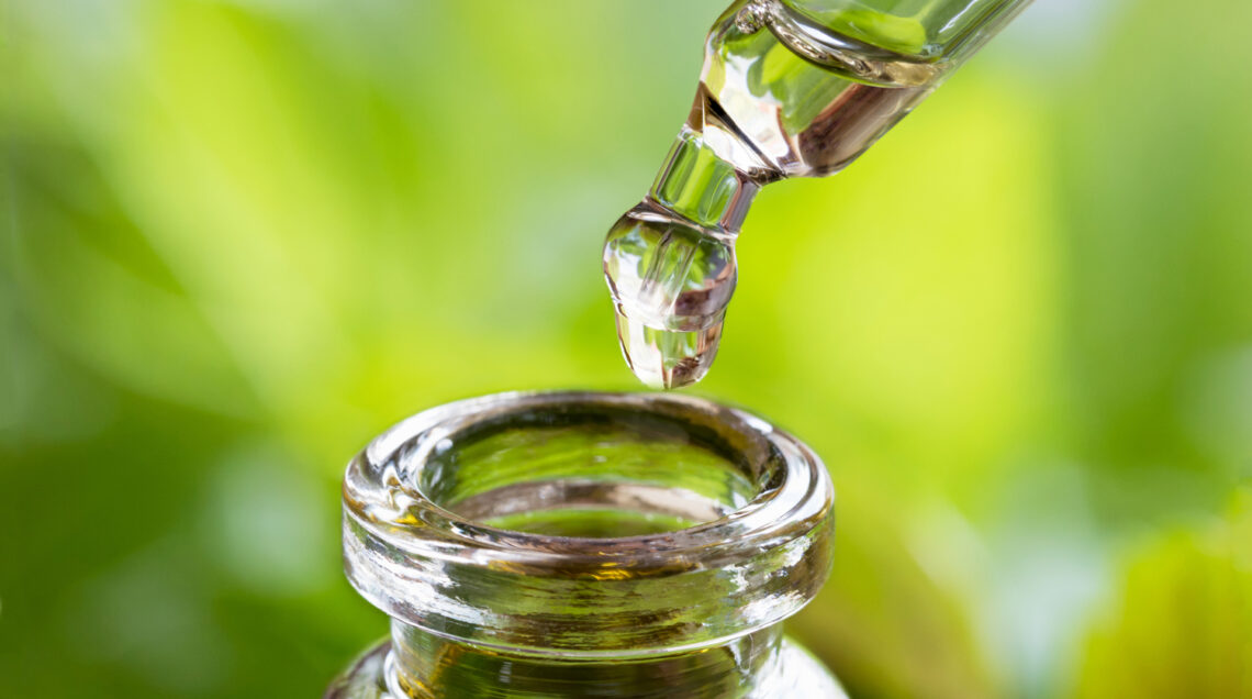 Contagocce con goccia