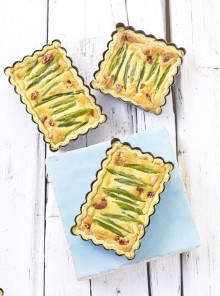 Quiche con fagiolini e pomodorini sott'olio