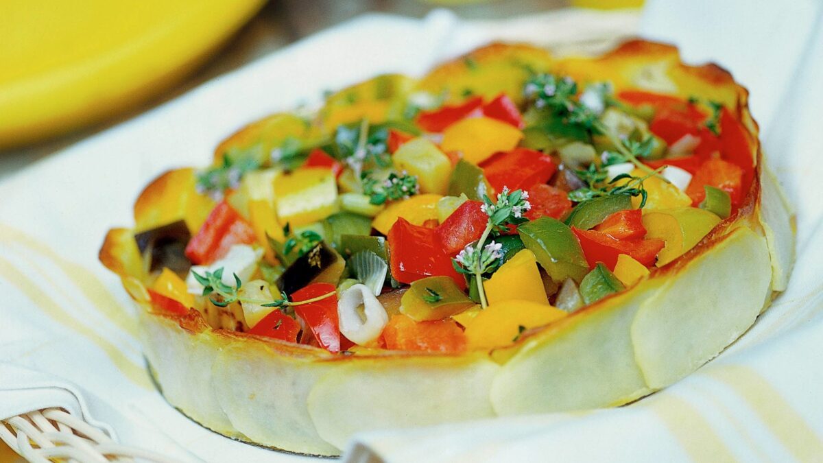 Ratatouille agrodolce nel guscio di patate