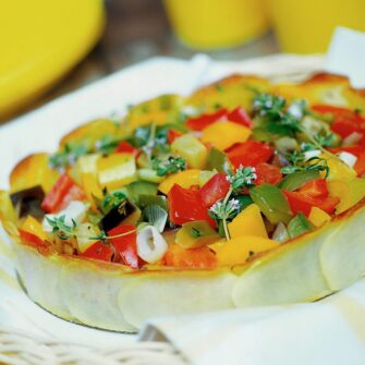 Ratatouille agrodolce nel guscio di patate