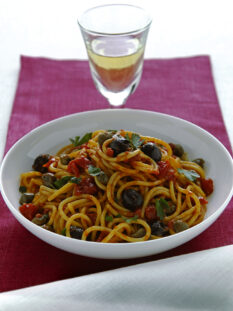 Pasta alla puttanesca