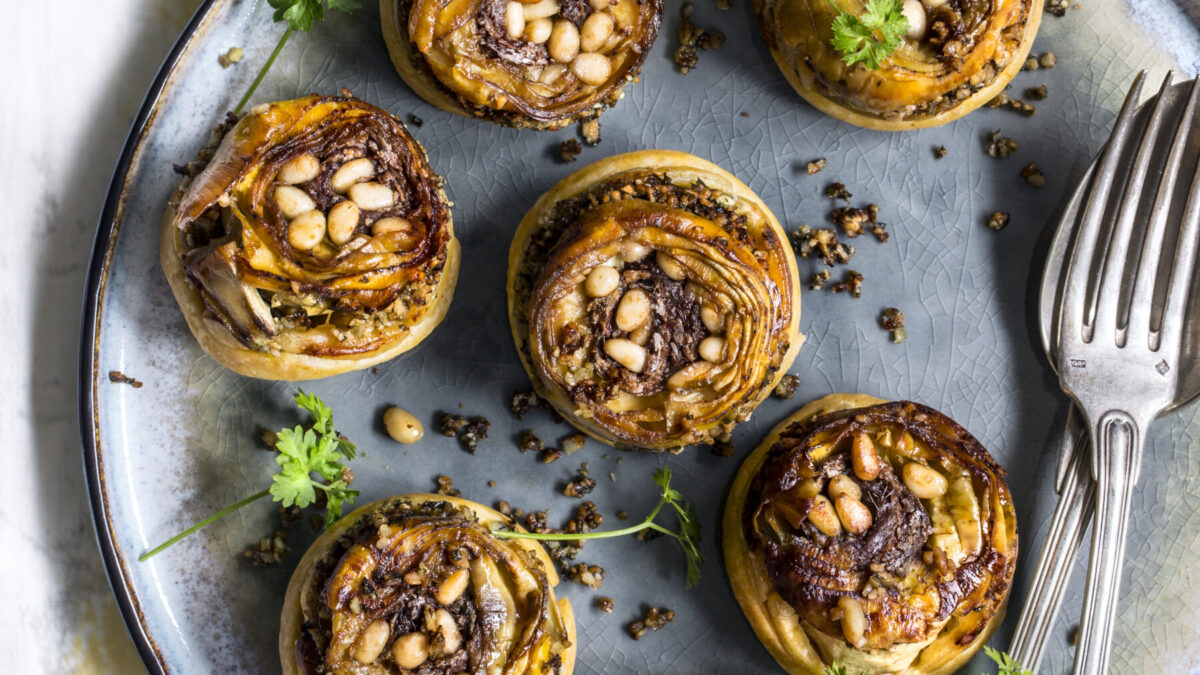 Mini tatin al carciofo e acciuga