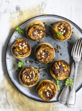 Mini tatin al carciofo e acciuga