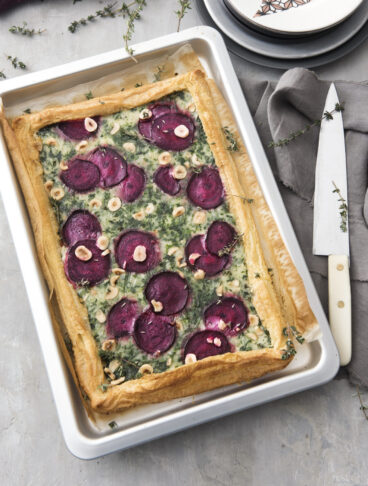 Torta salata con spinaci, gorgonzola e nocciole