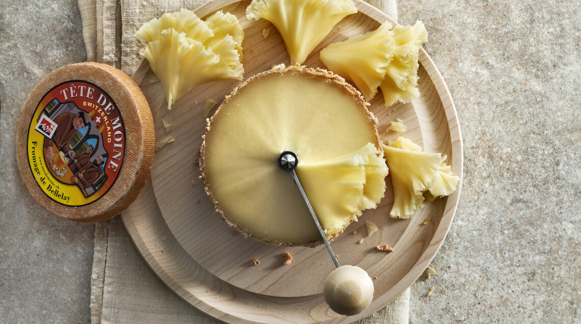 Tête de Moine, un fior di formaggio da assaporare a petali - Sale&Pepe