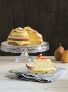 Torta margherita con crema e pasticceria