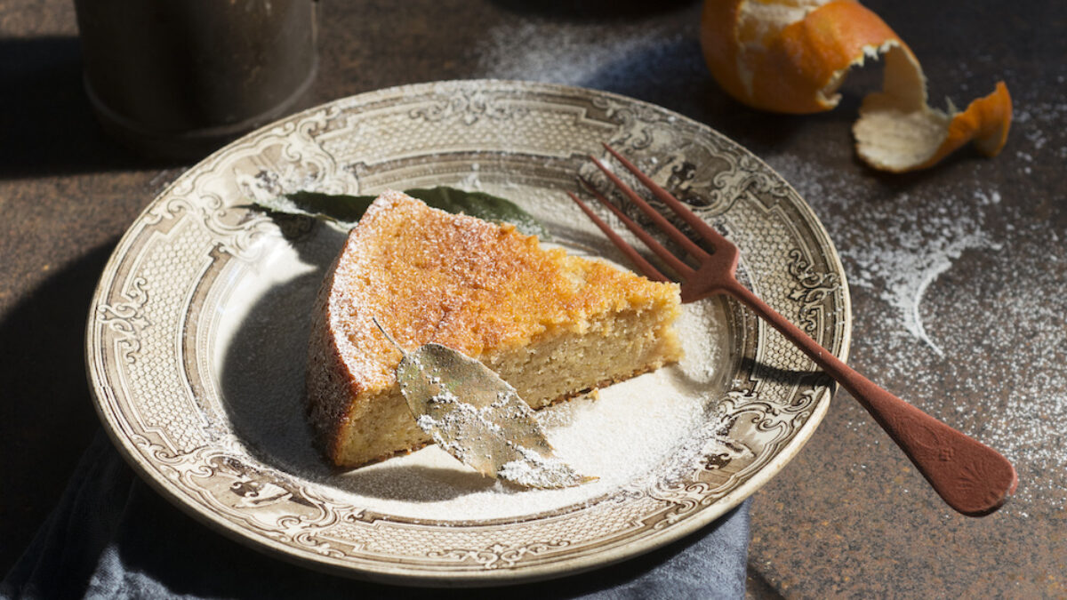 Torta morbida con clementine e farina di castagne