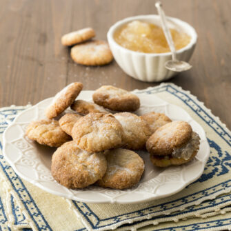 biscotti con marmellata