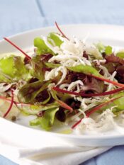 Insalata di bianchetti fritti e capperi