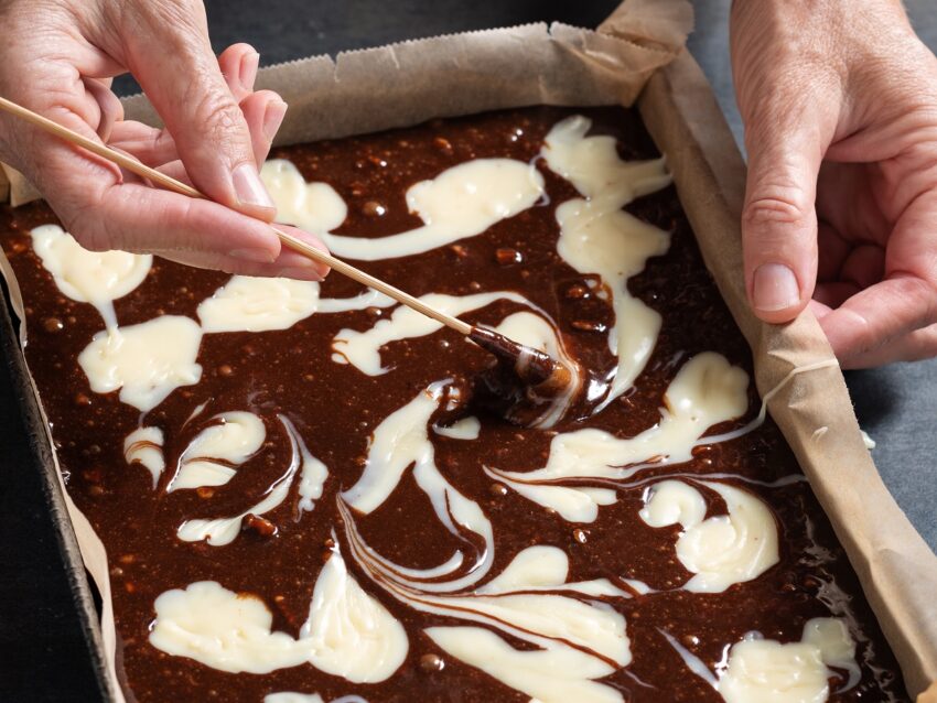Brownies marmorizzati con latte condensato e noci