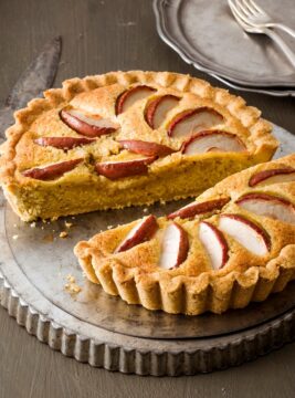 Crostata di melannurca alle nocciole