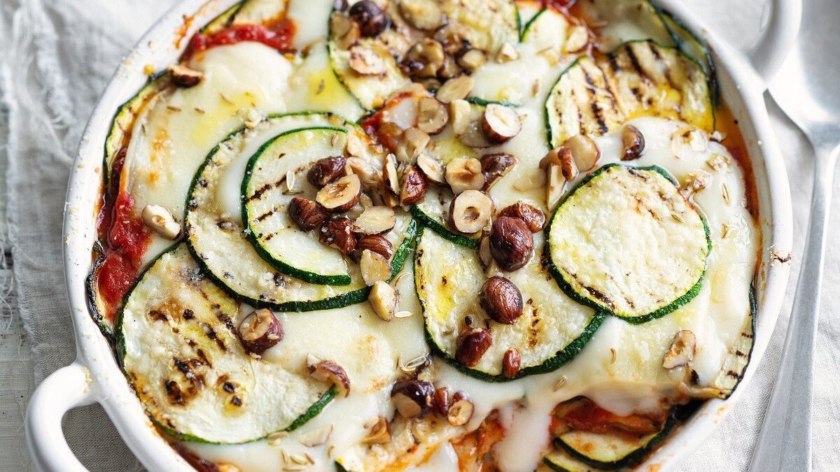 Parmigiana di zucchine e provola