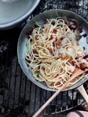 Spaghetti con cipolle