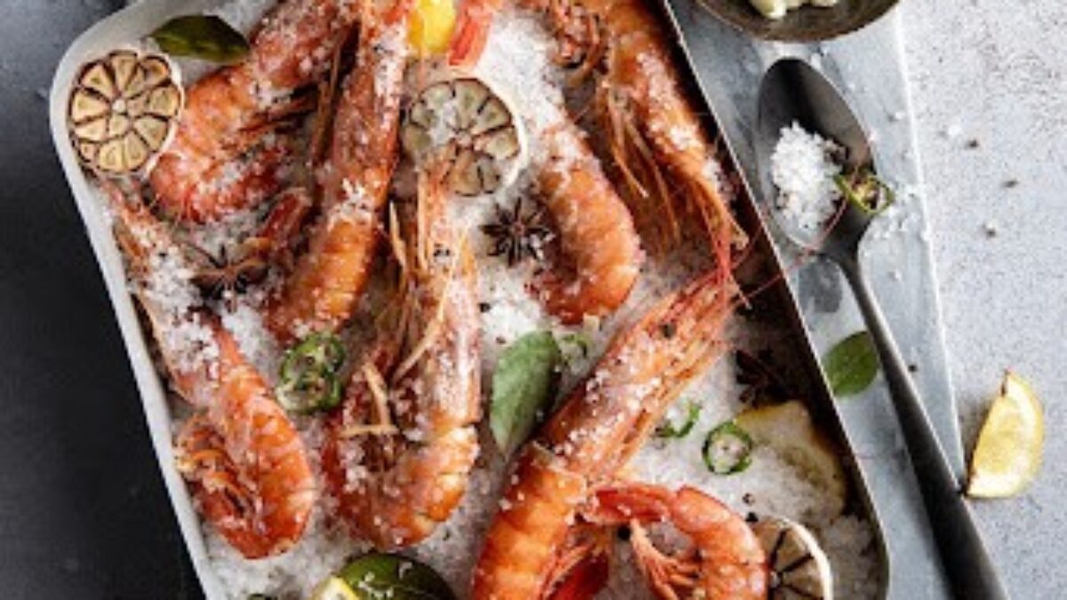 Gamberoni al sale aromatico