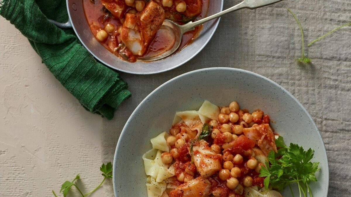 Lagane con ceci e baccalà