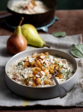 Risotto al taleggio, timo e nocciole
