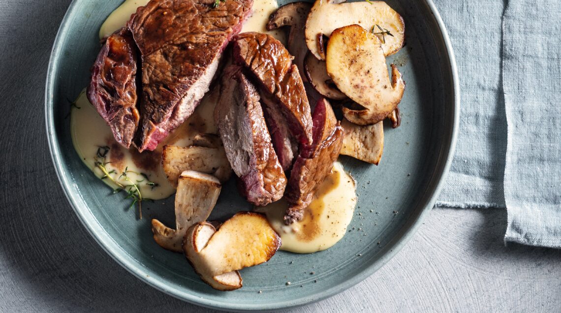 Medaglioni al marsala con porcini e fonduta Sale&Pepe