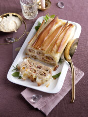 Timballo di paccheri con farcia di speck e cardi
