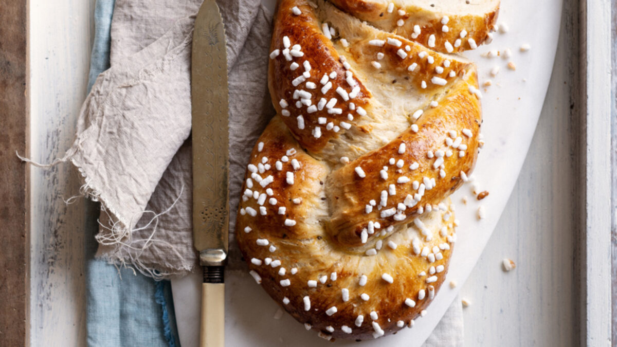 Treccia di pan brioche all’anice