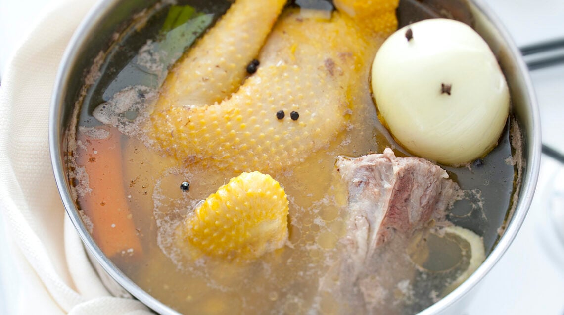 PASTINA IN BRODO DI CARNE PER LO SVEZZAMENTO