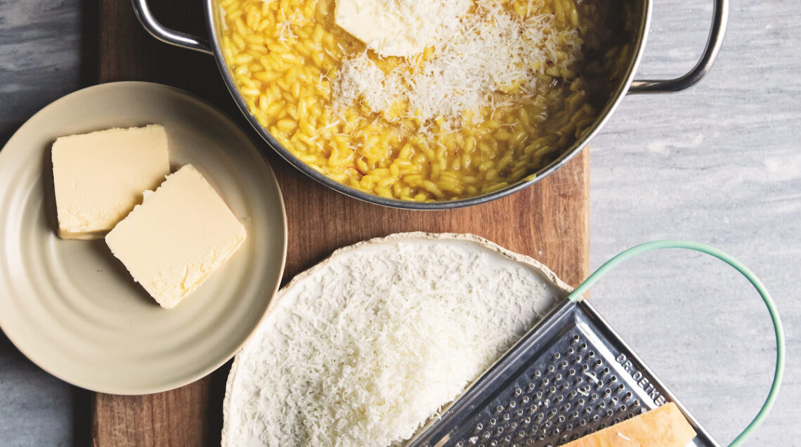 RISOTTO ALLA MILANESE (ricetta De.Co.)