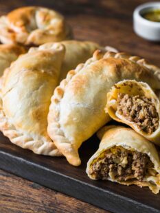 EMPANADAS ARGENTINE AL FORNO