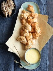 Pollo fritto con maionese all'aceto di vino