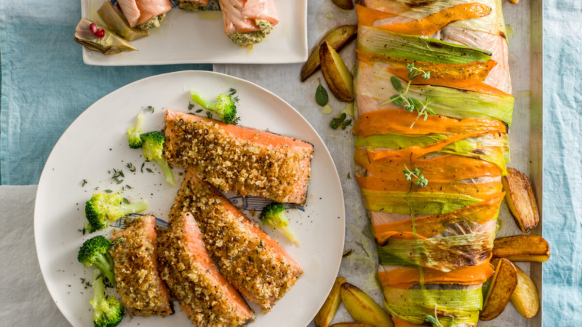 Salmone fasciato con porri e carote