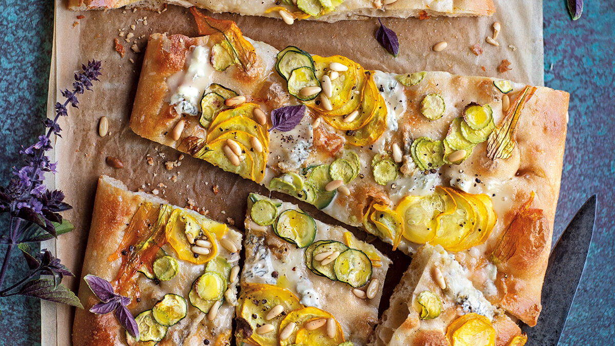 Focaccia al gorgonzola e zucchine