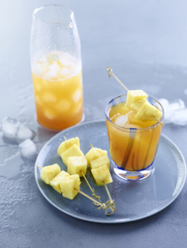 TÃ¨ speziato all'ananas con lemongrass