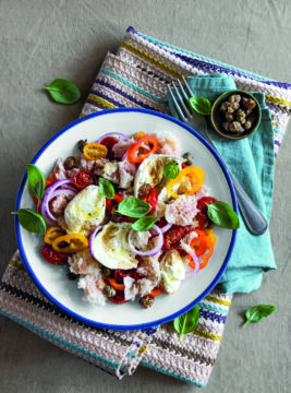 Panzanella con burrata e capperi fritti