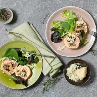 Rotolo di salmone al Grana Padano DOP ed erbe aromatiche