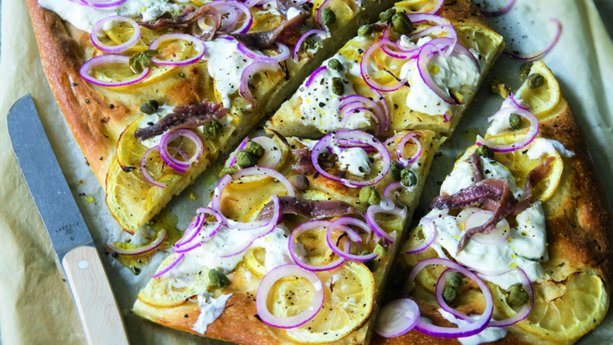 Pizza bianca con stracciatella