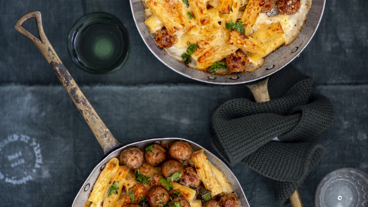 Gratin di tortiglioni con bocconcini di carni miste