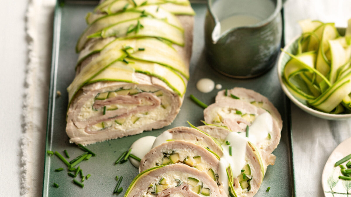Rotolo di tacchino, prosciutto cotto, ricotta e zucchine