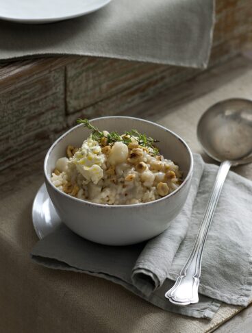 Risotto con burro al limone e nocciole