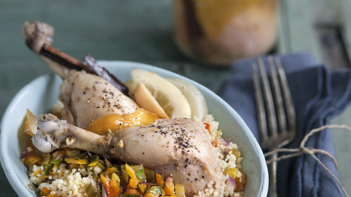 Pollo marinato alle spezie con cuscus