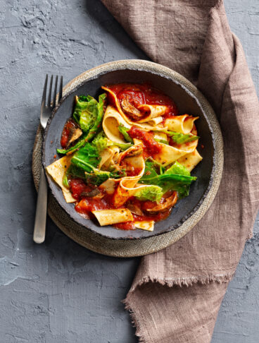 Maltagliati alla paprica con verza e sugo ai funghi - NP